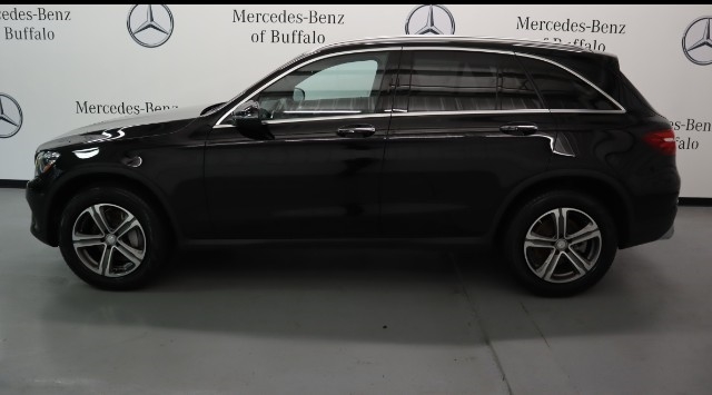 Certified Pre Owned 2017 Mercedes Benz Glc 300 4matic Suv Awd